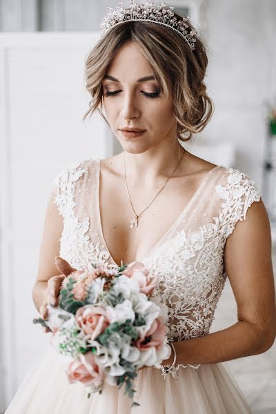 Fotografo di matrimoni Diana Kolesnikova (kolesnikova2307). Foto del 2 ottobre 2018