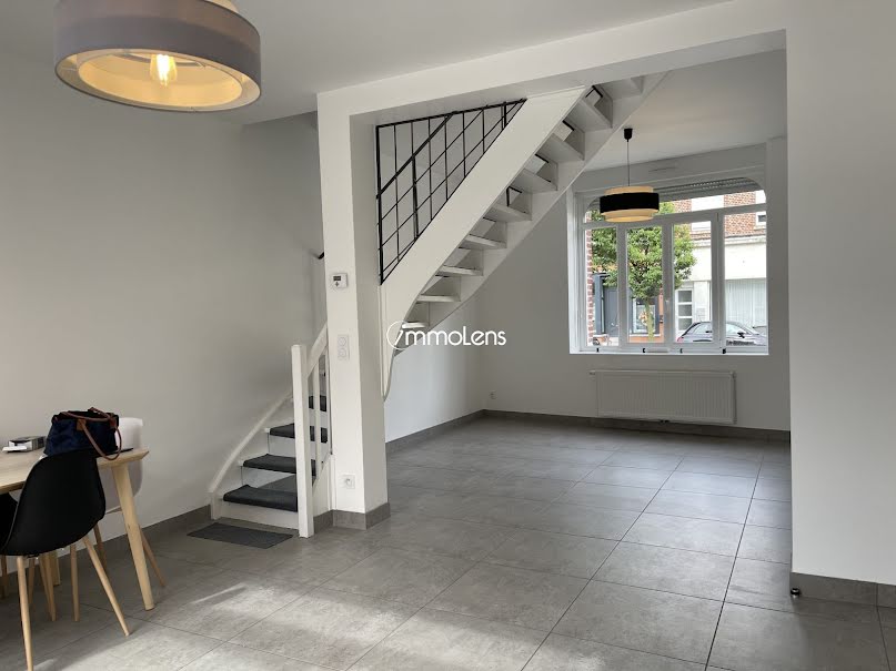 Location meublée appartement 3 pièces 90 m² à La Bassée (59480), 949 €