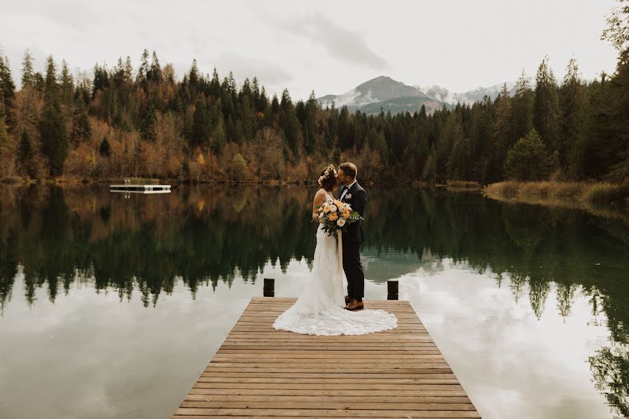 Fotografo di matrimoni Suli Eschmann (suliphotography). Foto del 4 novembre 2021