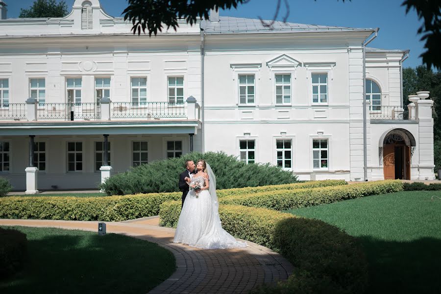 शादी का फोटोग्राफर Ivan Mi (tmf0)। मार्च 16 2022 का फोटो