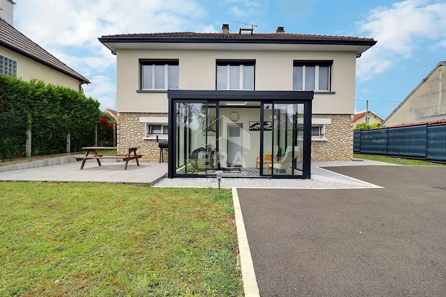 Vente maison 4 pièces 96 m² à Etrechy (91580), 359 340 €