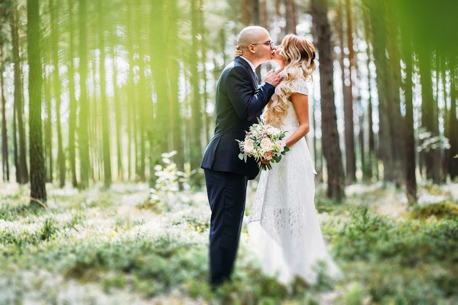 Fotógrafo de casamento Vitaliy Fedosov (vitalyf). Foto de 21 de agosto 2017