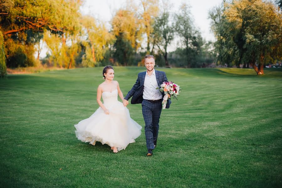 Photographe de mariage Svetlana Kutuzova (simodenjatko). Photo du 20 mai 2018