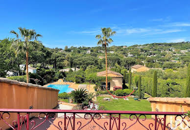 Maison avec piscine et terrasse 2