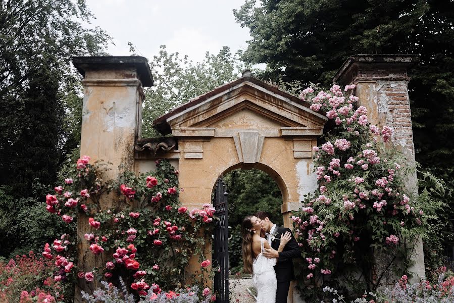 Wedding photographer Ekaterina Domracheva (katedomracheva). Photo of 8 November 2019