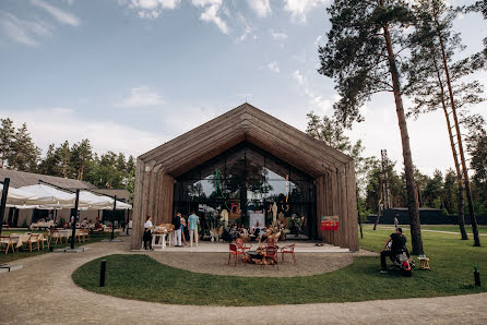 Fotógrafo de casamento Artem Popov (pro100artem). Foto de 18 de agosto 2023