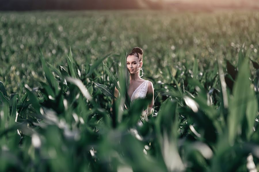 Wedding photographer Aleksandra Alesko (arastudio). Photo of 15 September 2020