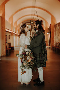 Fotógrafo de bodas Karoline James-Griffiths (regenweibchen). Foto del 20 de octubre 2021