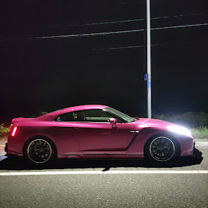 NISSAN GT-R R35