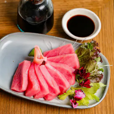 Maguro Tuna Sashimi ( 100 Gms)