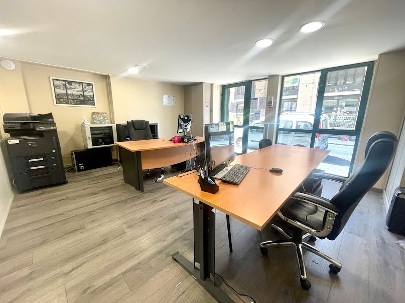 Location  locaux professionnels  94 m² à Marseille 1er (13001), 1 470 €