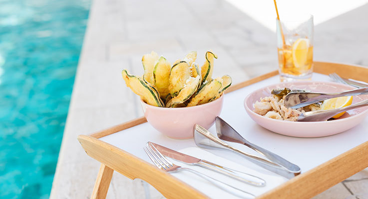 Dinner by the pool