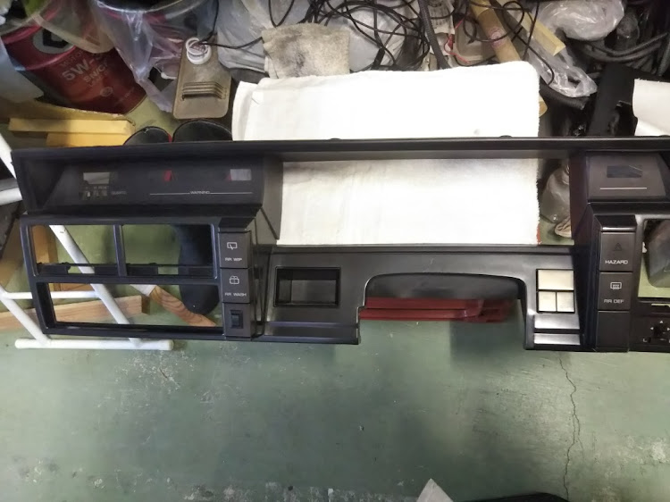 スカイラインのDIY・ノーマル戻し・新年一発目に関するカスタム事例の投稿画像1枚目