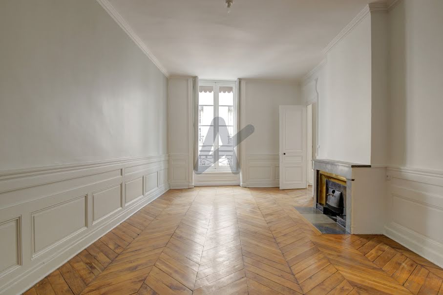 Vente appartement 6 pièces 172.6 m² à Lyon 2ème (69002), 830 000 €