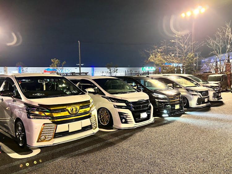 ヴェルファイアの10月も宜しくお願いします・ハロウィンMT・野○の大将・反○の隆史に関するカスタム事例の投稿画像3枚目