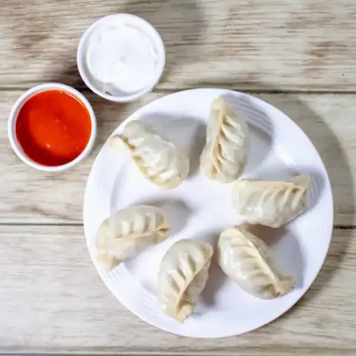 Chicken Steamed Momos [8 Pieces]