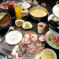 紅九九個人麻辣鴛鴦鍋
