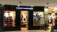 Tommy Hilfiger photo 1