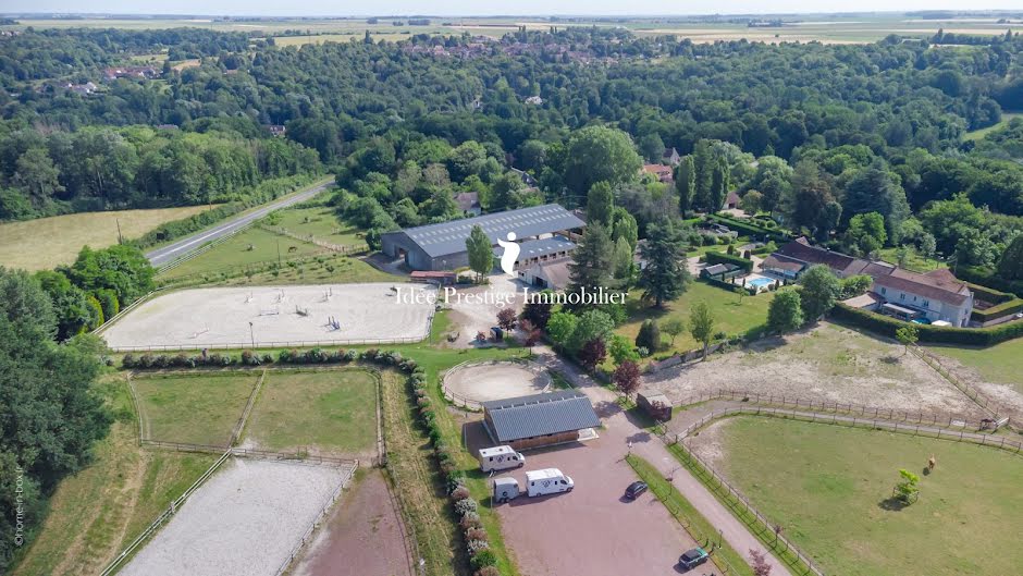 Vente maison 20 pièces 500 m² à Coulommiers (77120), 2 300 000 €