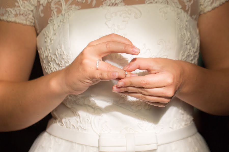 Fotógrafo de casamento Anna Darren (annadarren). Foto de 27 de janeiro 2020