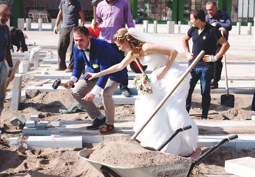 Wedding photographer Svetlana Gosteva (sgcolibri). Photo of 19 October 2015