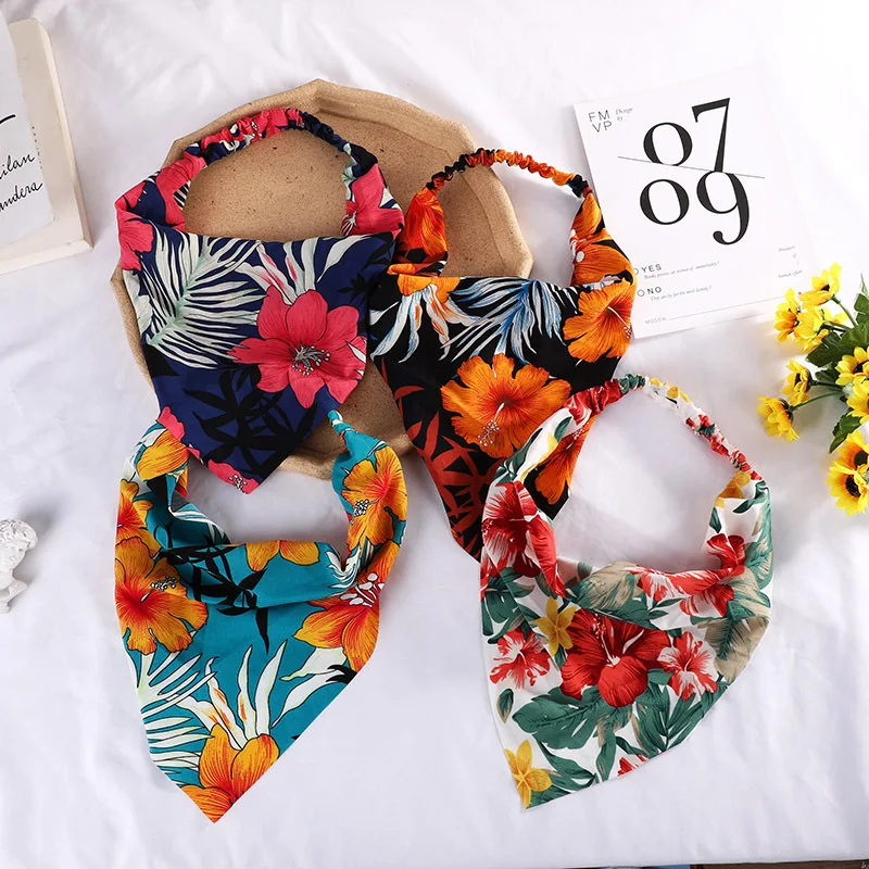 Bandeau de lavage de visage style pastoral, foulard triangulaire et accessoires cheveux pour femmes, confort et élégance.