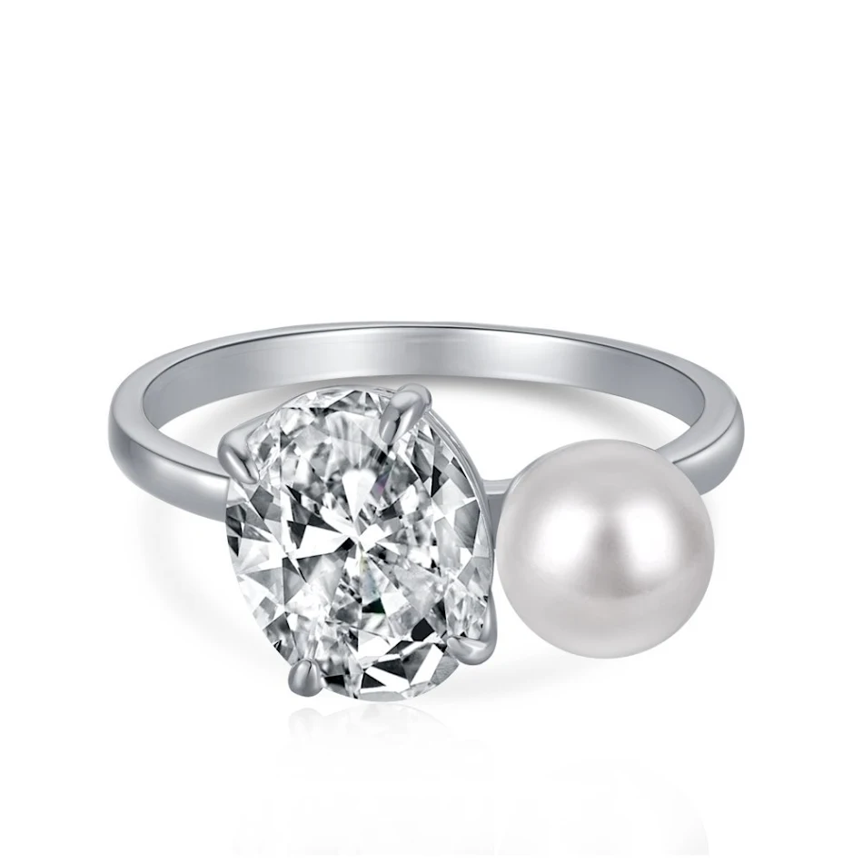 Anel de zircônia feminino personalizado e estiloso. Moda sob medida para você. Presenteie com exclusividade e charme.