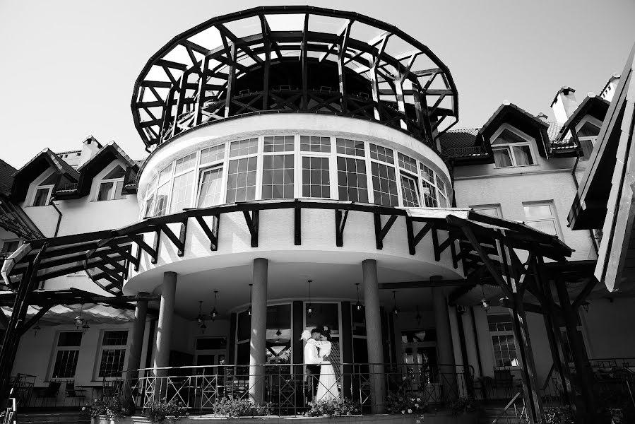 Wedding photographer Oleh Kolos (mowf). Photo of 9 July 2023