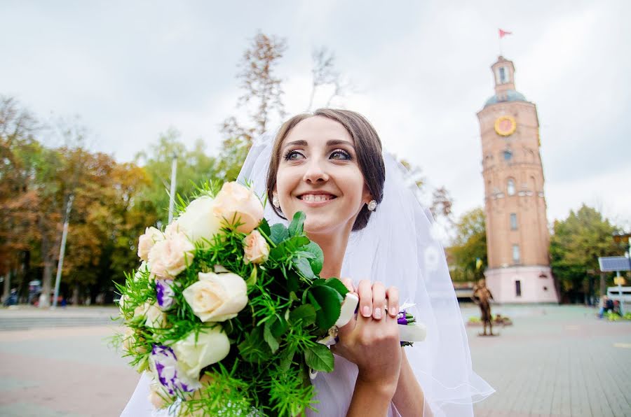 Esküvői fotós Oleksandr Dikhtiar (weddingtrip). Készítés ideje: 2021 augusztus 10.