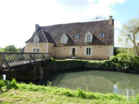 Moulin 6 pièces 183 m²