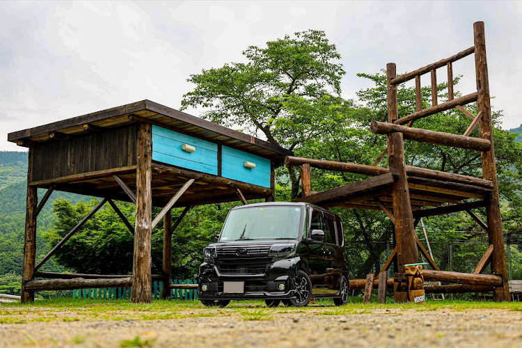 タントカスタムのカメ活📷・愛車しか勝たん・黒い車・タント好きな人と繋がりたい・タントカスタムオーナーの皆様よろしくお願いしますに関するカスタム事例の投稿画像1枚目