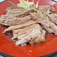 呆獅雞肉飯