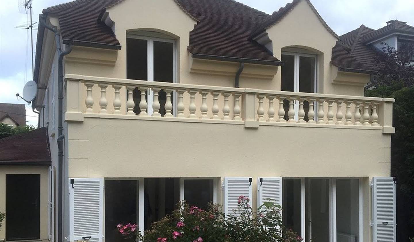 House with terrace Rueil-Malmaison