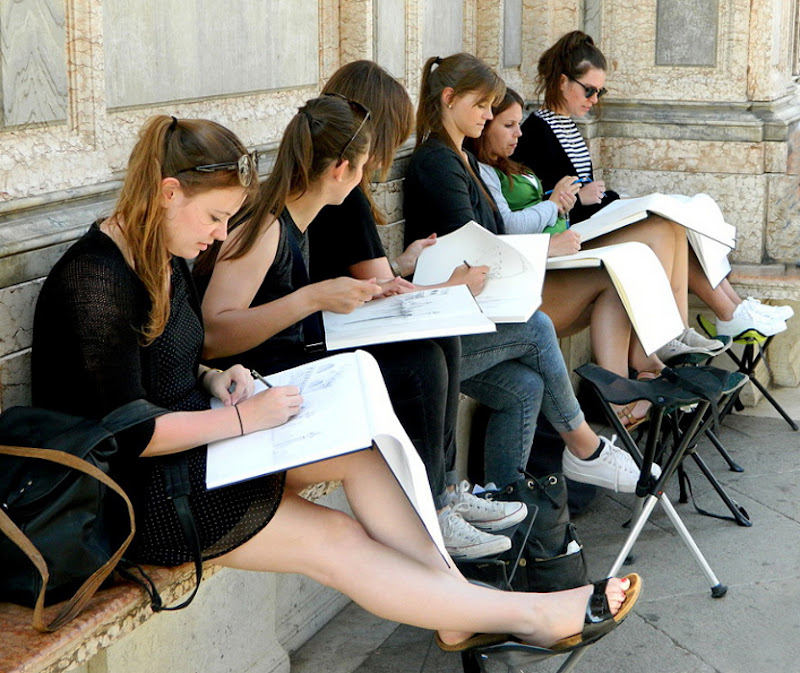 Lezione di disegno dal vero di lucaldera