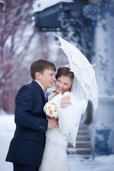 Wedding photographer Yuliya Grickova (yuliagg). Photo of 25 January 2013