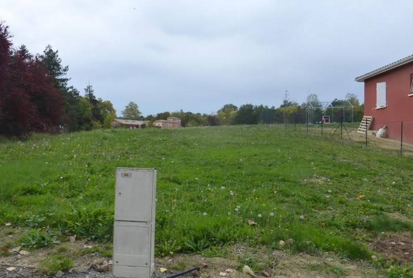  Vente Terrain à bâtir - 600m² à Castéra-Verduzan (32410) 