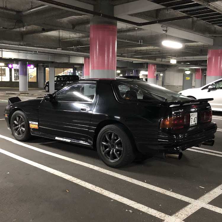 RX-7の地下駐車場・海外旅行・快適仕様・サバンナRX-7に関するカスタム事例の投稿画像2枚目