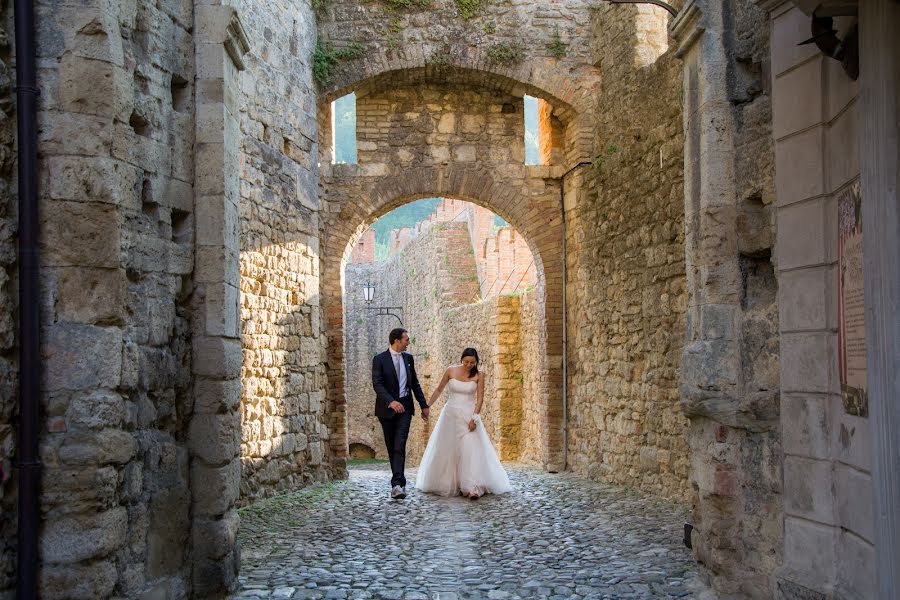 Fotógrafo de casamento Aurora Ceriani (acbphoto-aurora). Foto de 23 de maio 2017