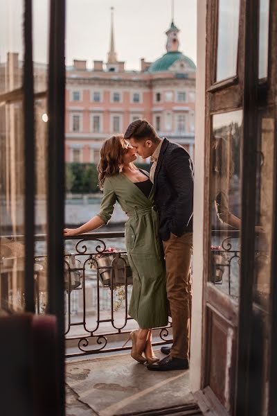 Wedding photographer Elena Timoschenko (photowedfamily). Photo of 21 May 2020