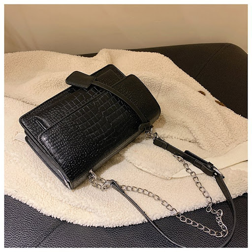 Title 9, Summer New Small Square Messenger Bag, perfect ...
