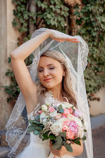 Fotografo di matrimoni Kamilla Semisotnova (kamillas). Foto del 10 luglio 2019