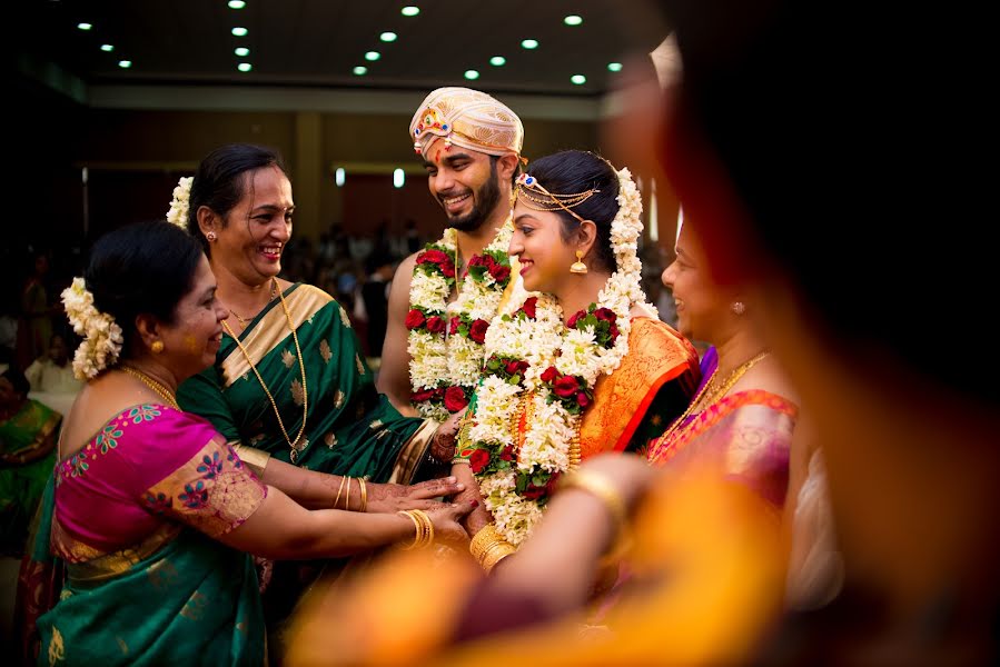 婚礼摄影师Sarath Santhan（evokeframes）。2017 7月10日的照片