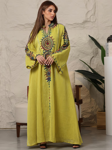 Title 22, Womens Embroidered Robe New Dress