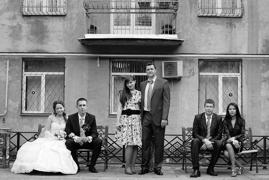 Bröllopsfotograf Valentina Likina (likinaphoto). Foto av 13 januari 2013