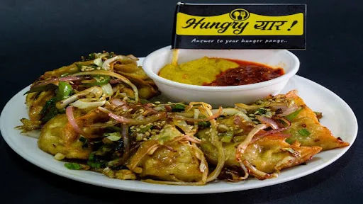 Chicken Pan Tossed Momos