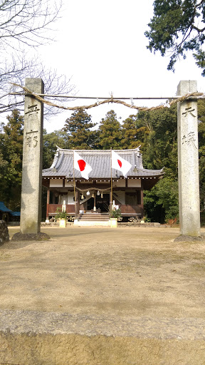 氏之宮三嶋神社