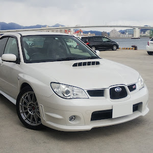 インプレッサ WRX STI