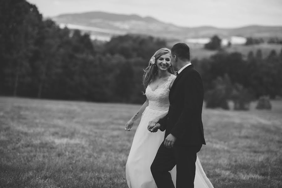 結婚式の写真家Gosia Krajewska (fotokrajewska)。2016 3月15日の写真