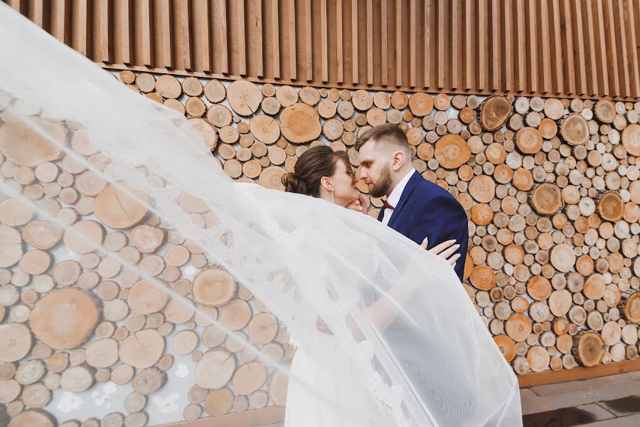 Fotógrafo de casamento Ekaterina Kuznecova (katherinephoto). Foto de 31 de março 2018