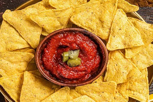 Nachos With Salsa